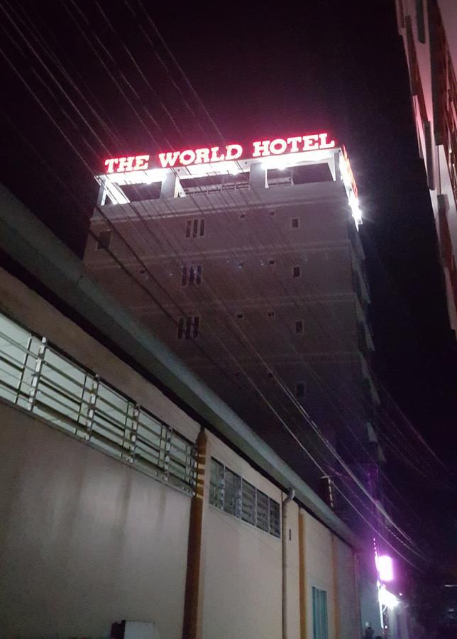 The World Отель 2*